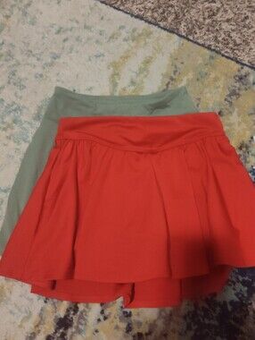 2 Girls Skirts